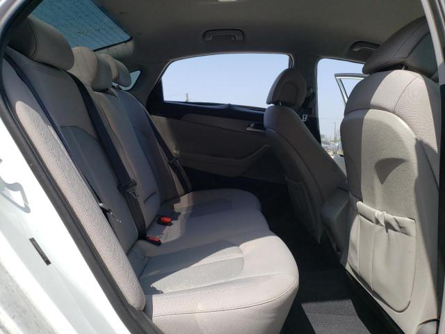 Photo 10 from auction – 2016 HYUNDAI SONATA SE with VIN 5NPE24AF5GH331132