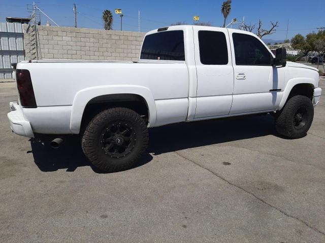 Photo 3 from auction – 2004 CHEVROLET SILVERADO with VIN 1GCHK29U94E206781