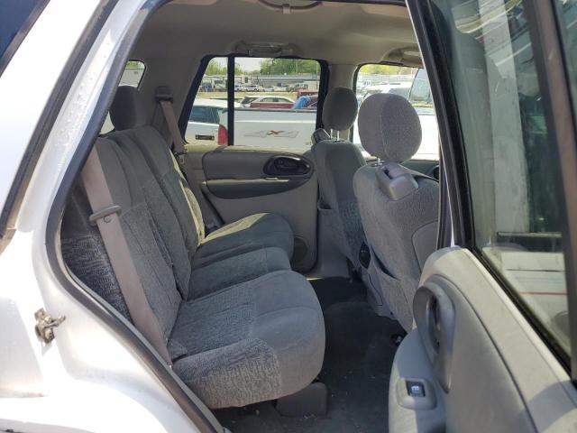 Photo 11 from auction – 2002 CHEVROLET TRAILBLAZE with VIN 1GNDS13S922489012