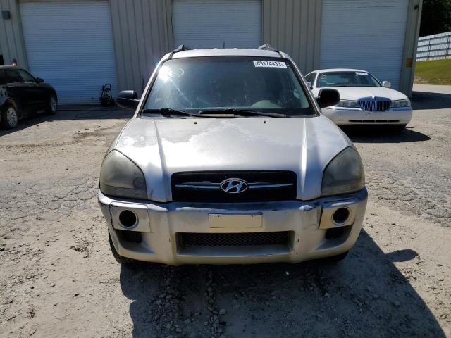Photo 5 from auction – 2005 HYUNDAI TUCSON GL with VIN KM8JM12B95U068385