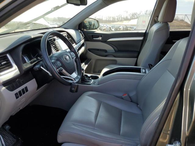 Photo 7 from auction – 2015 TOYOTA HIGHLANDER with VIN 5TDJKRFH6FS123145