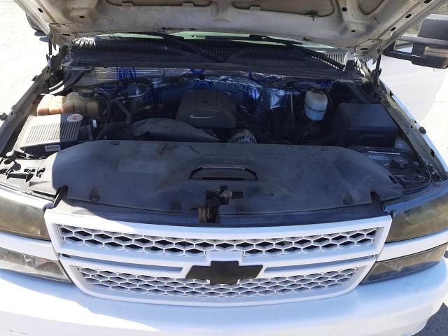 Photo 11 from auction – 2004 CHEVROLET SILVERADO with VIN 1GCHK29U94E206781