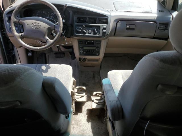 Photo 8 from auction – 2000 TOYOTA SIENNA LE with VIN 4T3ZF13C5YU299820
