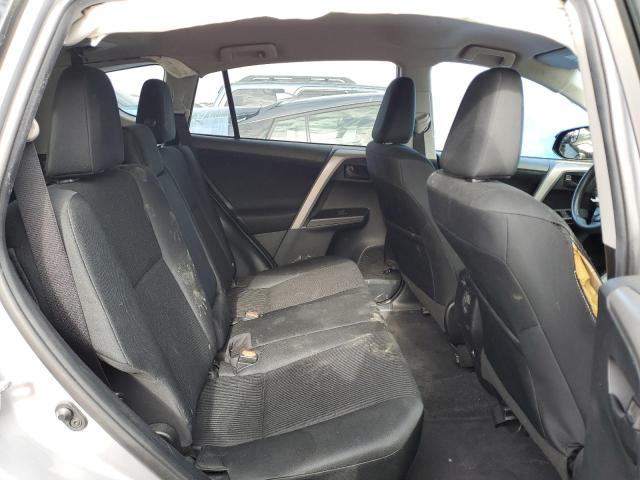 Photo 10 from auction – 2018 TOYOTA RAV4 LE with VIN 2T3ZFREV0JW440814