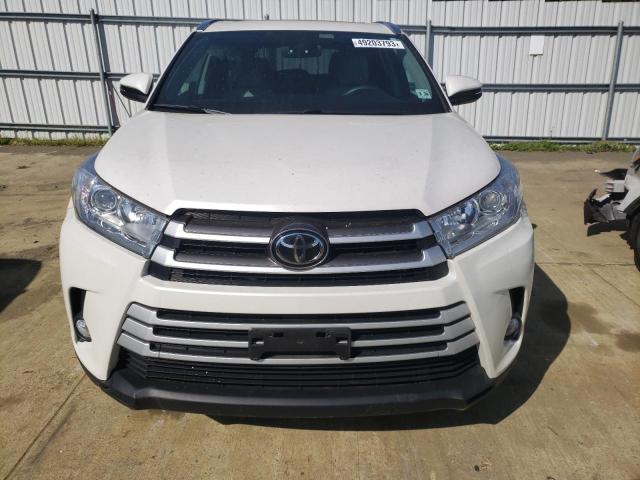 Photo 5 from auction – 2019 TOYOTA HIGHLANDER with VIN 5TDJZRFH5KS586481
