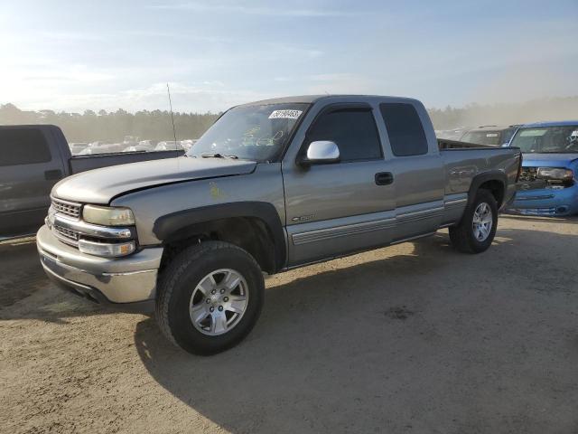 CHEVROLET SILVERADO 2000 with VIN 1GCEK19T0YE221552 - Photo from auction