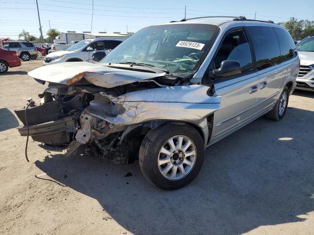 CHRYSLER TOWN & COU 2002 with VIN 2C4GP54L92R788362 - Photo from auction