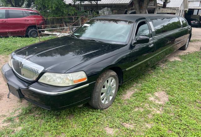 Photo 2 from auction – 2005 LINCOLN TOWN CAR E with VIN 1L1FM88W95Y605811