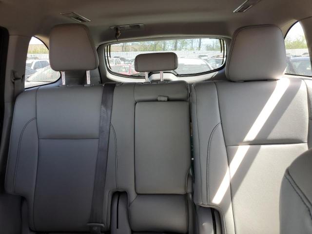 Photo 10 from auction – 2018 TOYOTA HIGHLANDER with VIN 5TDJZRFH8JS858987