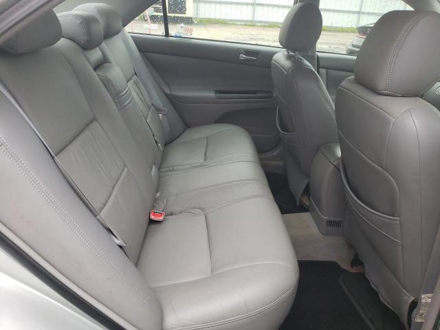 Photo 10 from auction – 2005 TOYOTA CAMRY LE with VIN 4T1BE32K55U600888