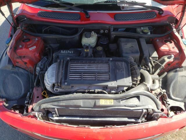 Photo 11 from auction – 2006 MINI COOPER S with VIN WMWRE33586TJ36107