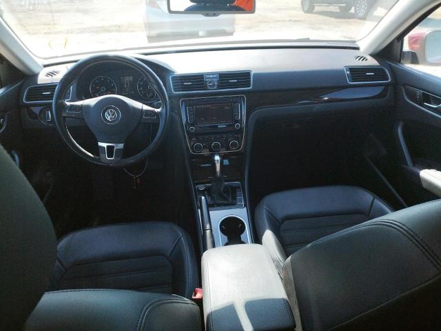 Photo 8 from auction – 2015 VOLKSWAGEN PASSAT SEL with VIN 1VWCT7A31FC122568