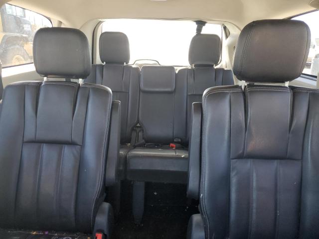 Photo 10 from auction – 2014 CHRYSLER TOWN & COU with VIN 2C4RC1BG7ER157052