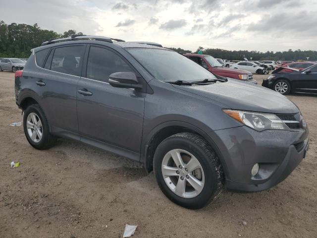Photo 4 from auction – 2014 TOYOTA RAV4 XLE with VIN JTMWFREV8ED033667
