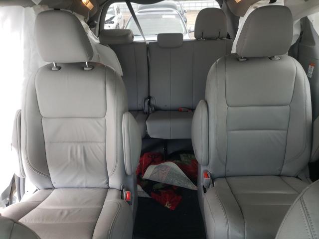 Photo 10 from auction – 2018 TOYOTA SIENNA XLE with VIN 5TDDZ3DC5JS200464