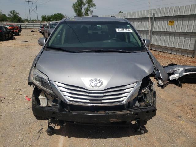 Photo 5 from auction – 2017 TOYOTA SIENNA XLE with VIN 5TDYZ3DC8HS889024