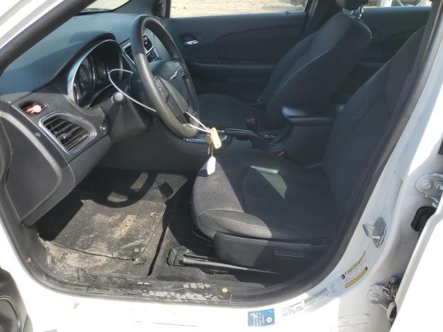 Foto 7 de la subasta – 2014 CHRYSLER 200 LX con VIN 1C3CCBAB3EN231859