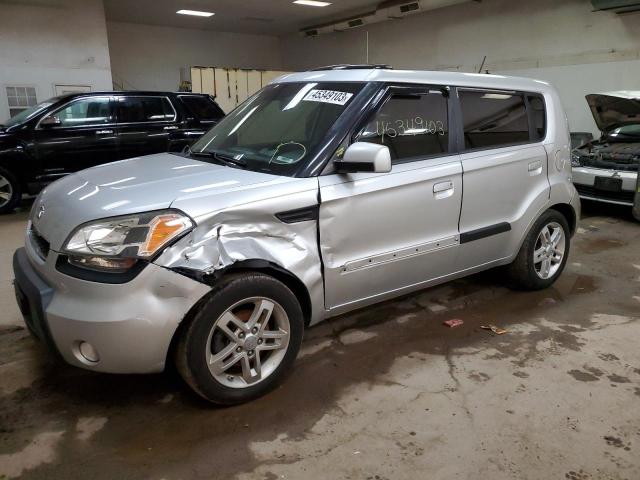KIA SOUL + 2010 with VIN KNDJT2A28A7180764 - Photo from auction