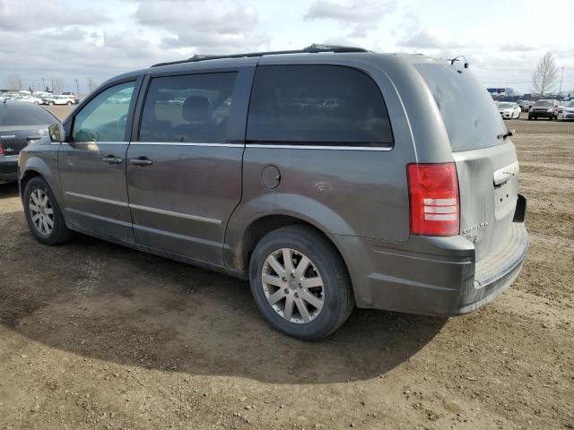 Photo 2 from auction – 2010 CHRYSLER TOWN & COU with VIN 2A4RR5DX6AR257022