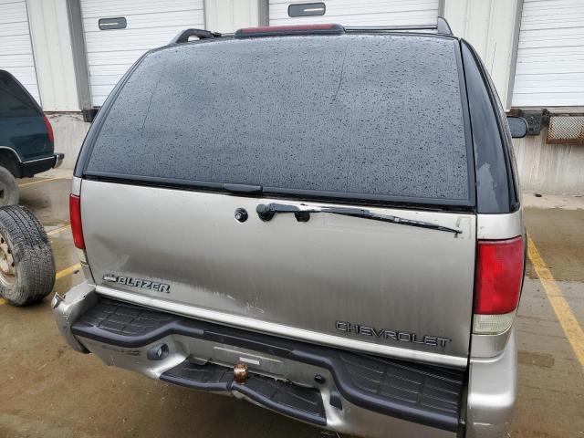 Photo 6 from auction – 2001 CHEVROLET BLAZER with VIN 1GNDT13W41K257707