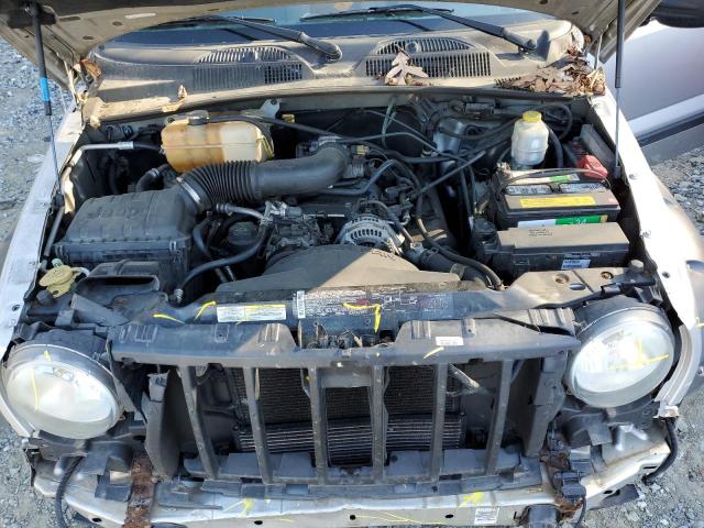 Photo 11 from auction – 2005 JEEP LIBERTY RE with VIN 1J4GL38K55W722169