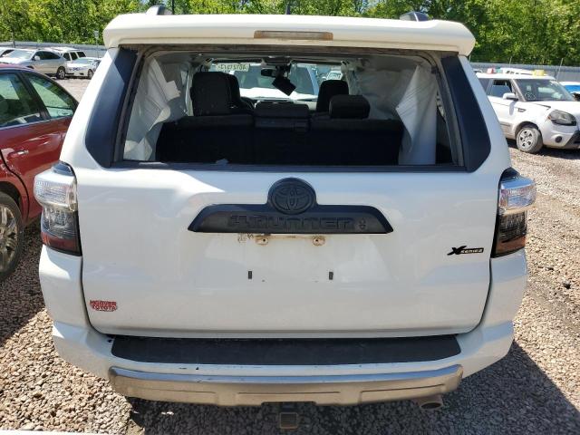 Photo 6 from auction – 2020 TOYOTA 4RUNNER SR with VIN JTEBU5JRXL5754873