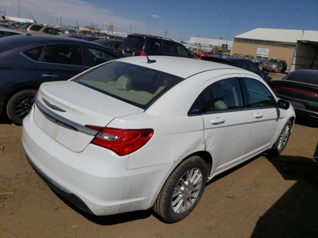 Photo 3 from auction – 2014 CHRYSLER 200 TOURIN with VIN 1C3CCBBGXEN114726