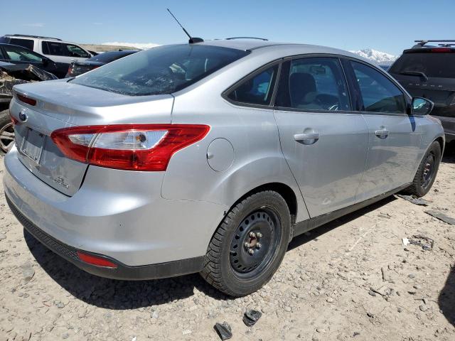 Photo 3 from auction – 2012 FORD FOCUS with VIN 1FAHP3F22CL443445