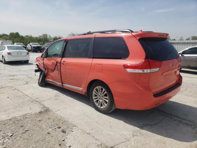 Photo 2 from auction – 2011 TOYOTA SIENNA XLE with VIN 5TDYK3DC6BS154568