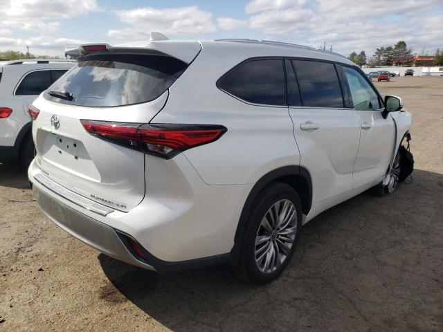 Photo 3 from auction – 2022 TOYOTA HIGHLANDER with VIN 5TDFZRBH3NS204576