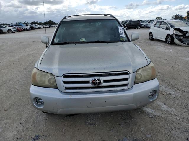 Foto 5 de la subasta – 2004 TOYOTA HIGHLANDER con VIN JTEEP21A540050625