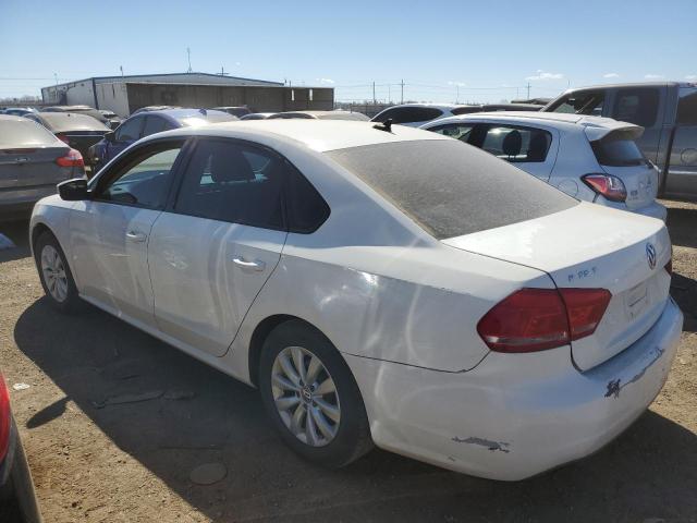 Photo 2 from auction – 2015 VOLKSWAGEN PASSAT S with VIN 1VWAT7A32FC043840