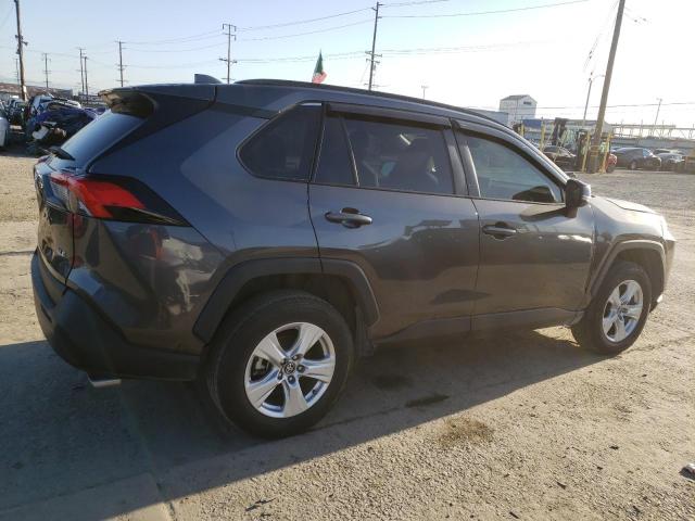 Photo 3 from auction – 2021 TOYOTA RAV4 XLE with VIN 2T3W1RFV4MC092778