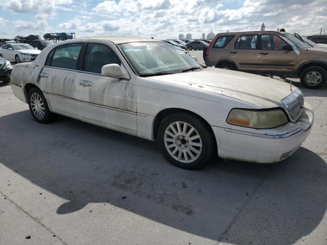 Photo 4 from auction – 2003 LINCOLN TOWN CAR E with VIN 1LNHM81W93Y631906