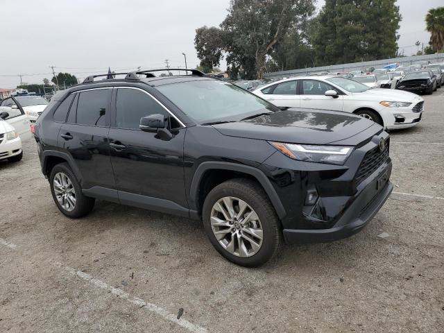 Photo 4 from auction – 2022 TOYOTA RAV4 XLE P with VIN 2T3C1RFV4NC184963