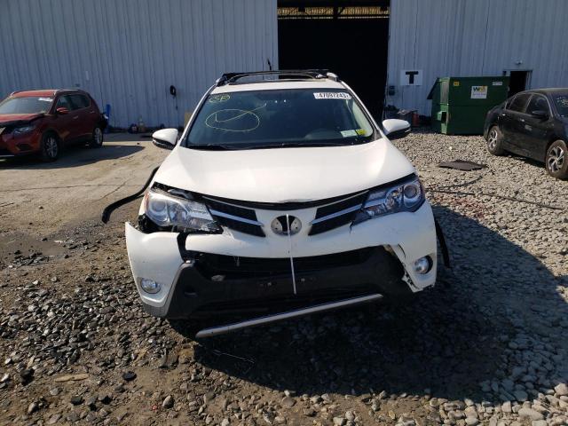 Photo 5 from auction – 2015 TOYOTA RAV4 XLE with VIN JTMRFREV7FJ019310
