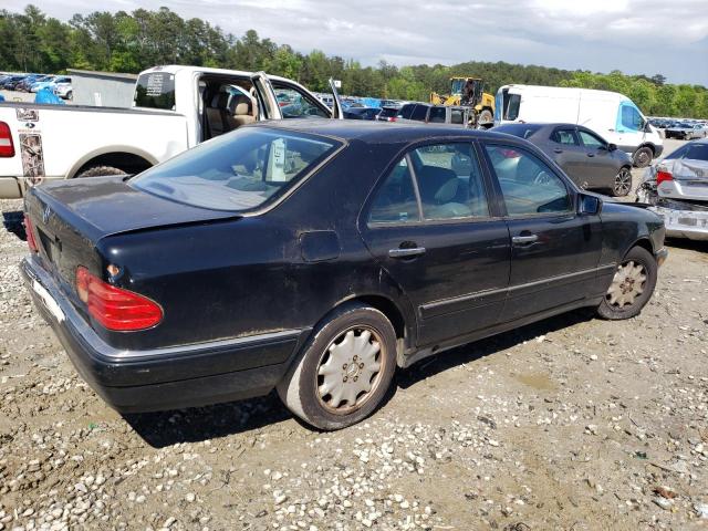 Photo 3 from auction – 1999 MERCEDES-BENZ E 320 with VIN WDBJF65H4XA879185