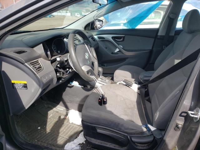 Photo 7 from auction – 2012 HYUNDAI ELANTRA GL with VIN 5NPDH4AE7CH124091