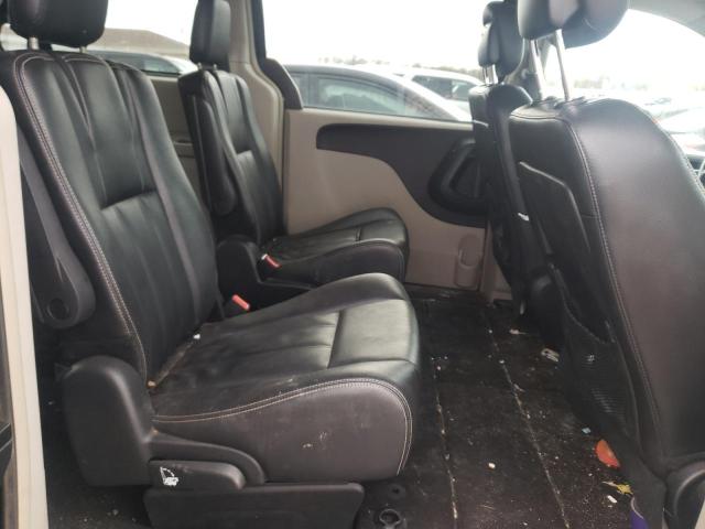 Photo 10 from auction – 2014 CHRYSLER TOWN & COU with VIN 2C4RC1BG2ER272609