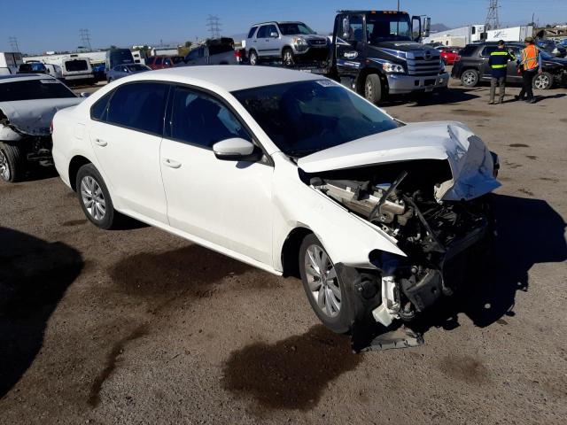 Photo 4 from auction – 2015 VOLKSWAGEN PASSAT S with VIN 1VWAT7A31FC056465