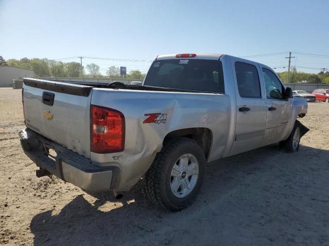 Photo 3 from auction – 2011 CHEVROLET SILVERADO with VIN 3GCPKSE38BG221982