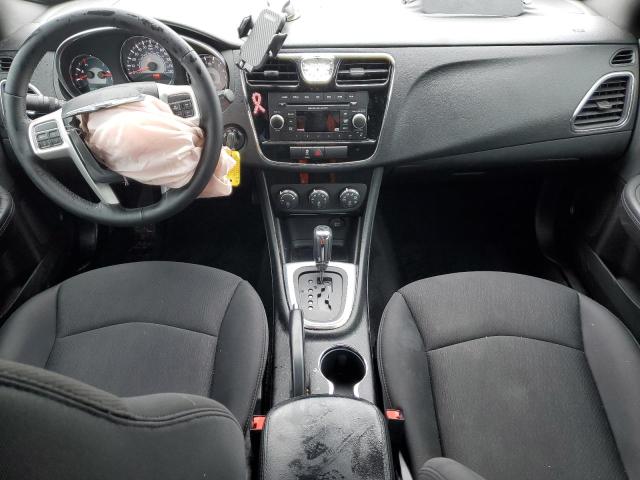 Photo 8 from auction – 2014 CHRYSLER 200 TOURIN with VIN 1C3CCBBB6EN120253