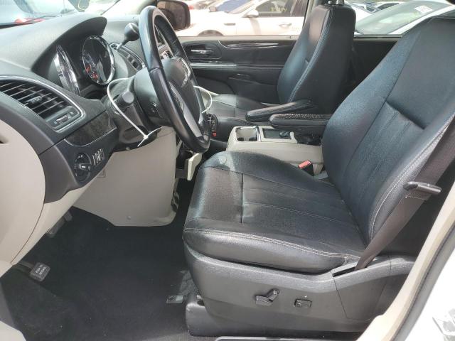 Photo 7 from auction – 2015 CHRYSLER TOWN & COU with VIN 2C4RC1BG6FR563017