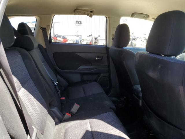 Photo 11 from auction – 2014 MITSUBISHI OUTLANDER with VIN JA4AZ3A35EZ015529