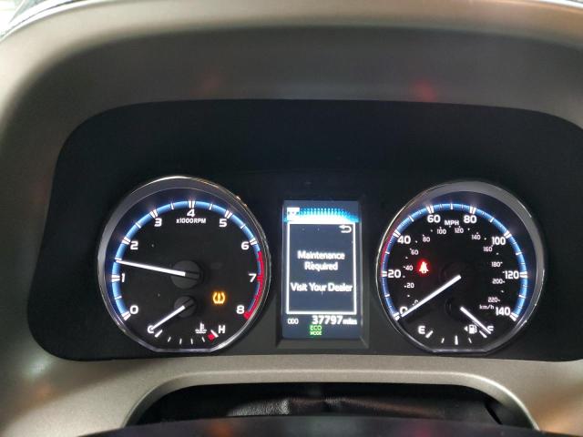 Photo 9 from auction – 2017 TOYOTA RAV4 LIMIT with VIN 2T3DFREV3HW695929