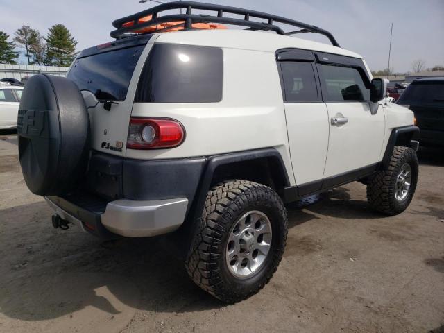Photo 3 from auction – 2012 TOYOTA FJ CRUISER with VIN JTEBU4BF5CK147585