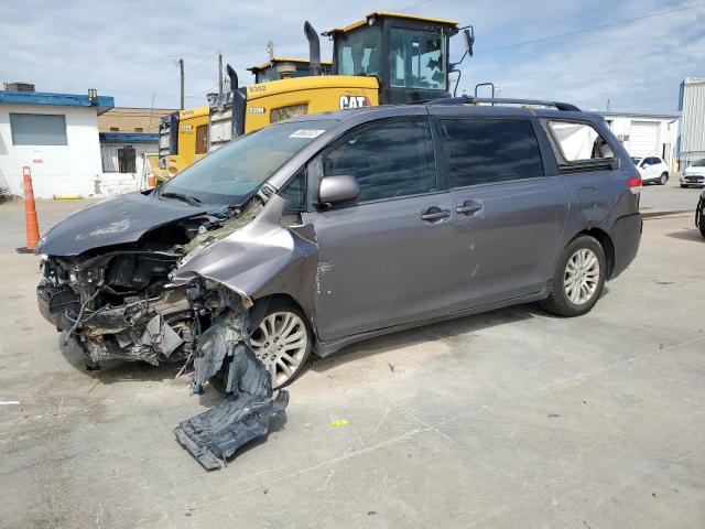 Photo 1 from auction – 2013 TOYOTA SIENNA XLE with VIN 5TDYK3DC4DS336529
