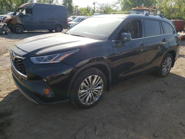 TOYOTA HIGHLANDER 2022 with VIN 5TDFZRBH1NS195375 - Photo from auction