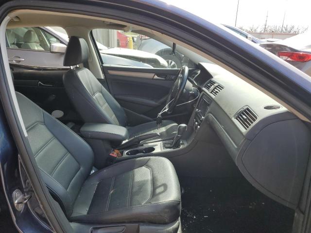 Photo 7 from auction – 2014 VOLKSWAGEN PASSAT SE with VIN 1VWBT7A32EC041816