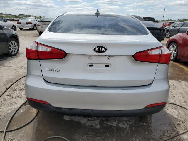 Photo 6 from auction – 2016 KIA FORTE LX with VIN KNAFK4A62G5445963